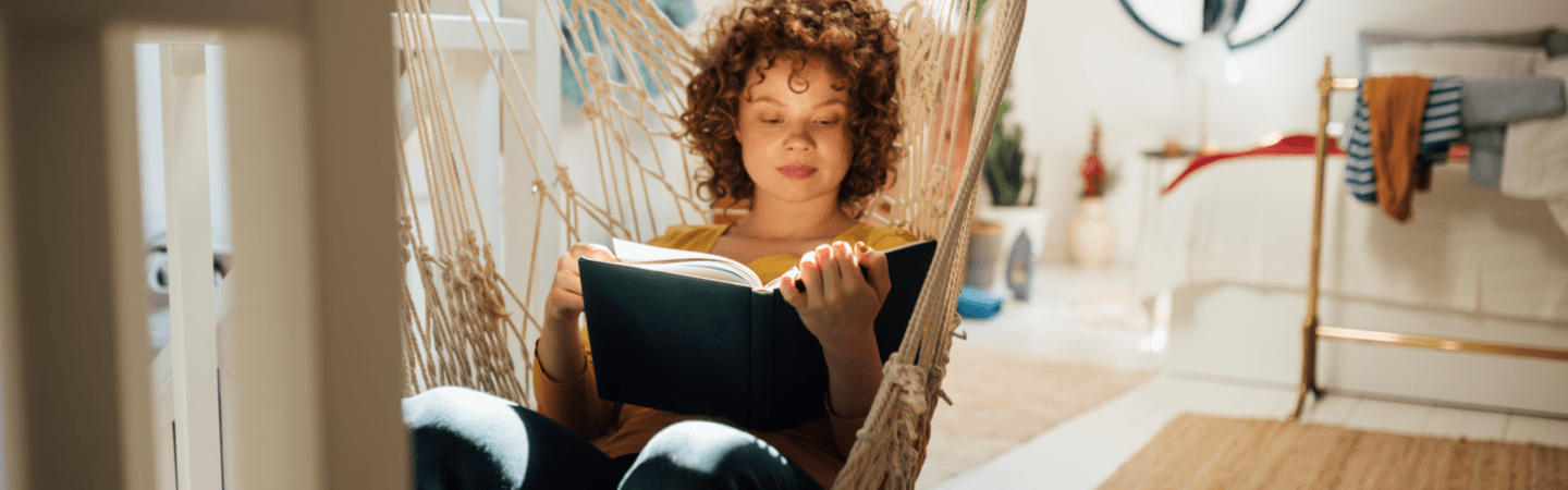 Header Hypotheco 1440X450 Vrouw Hangmat Min